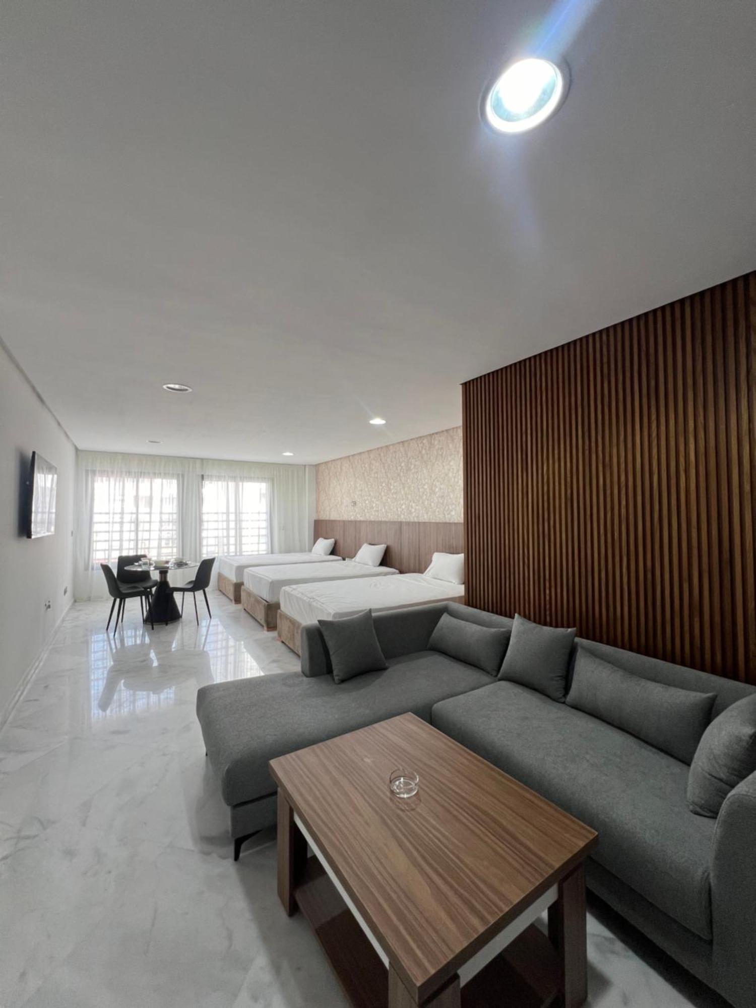 Royal Center Apartment Tanger Luaran gambar
